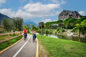 Sul sentiero dell'Adige da Schlanders/Naturns al Lago di Garda - Tour in bicicletta